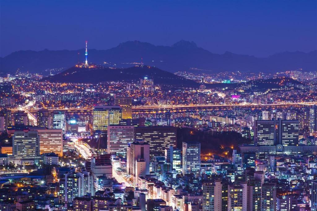 Myeongdong Mom House Hotel Seoul Exterior photo