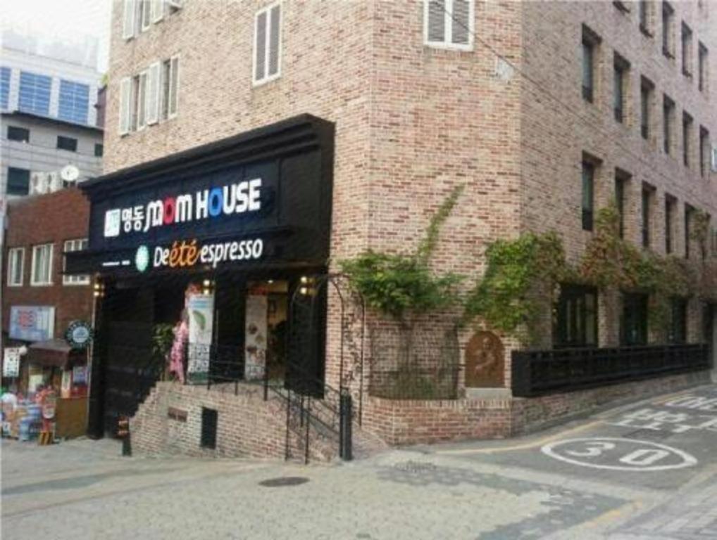 Myeongdong Mom House Hotel Seoul Exterior photo