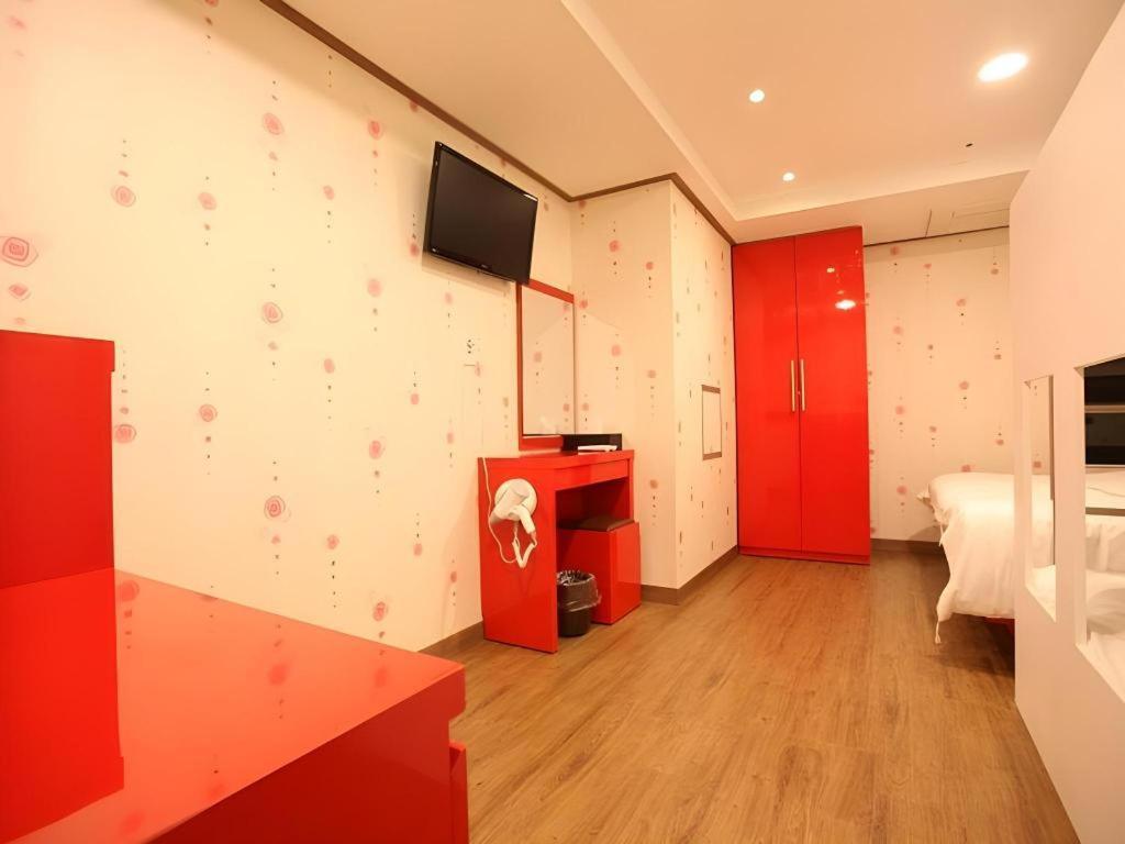 Myeongdong Mom House Hotel Seoul Exterior photo